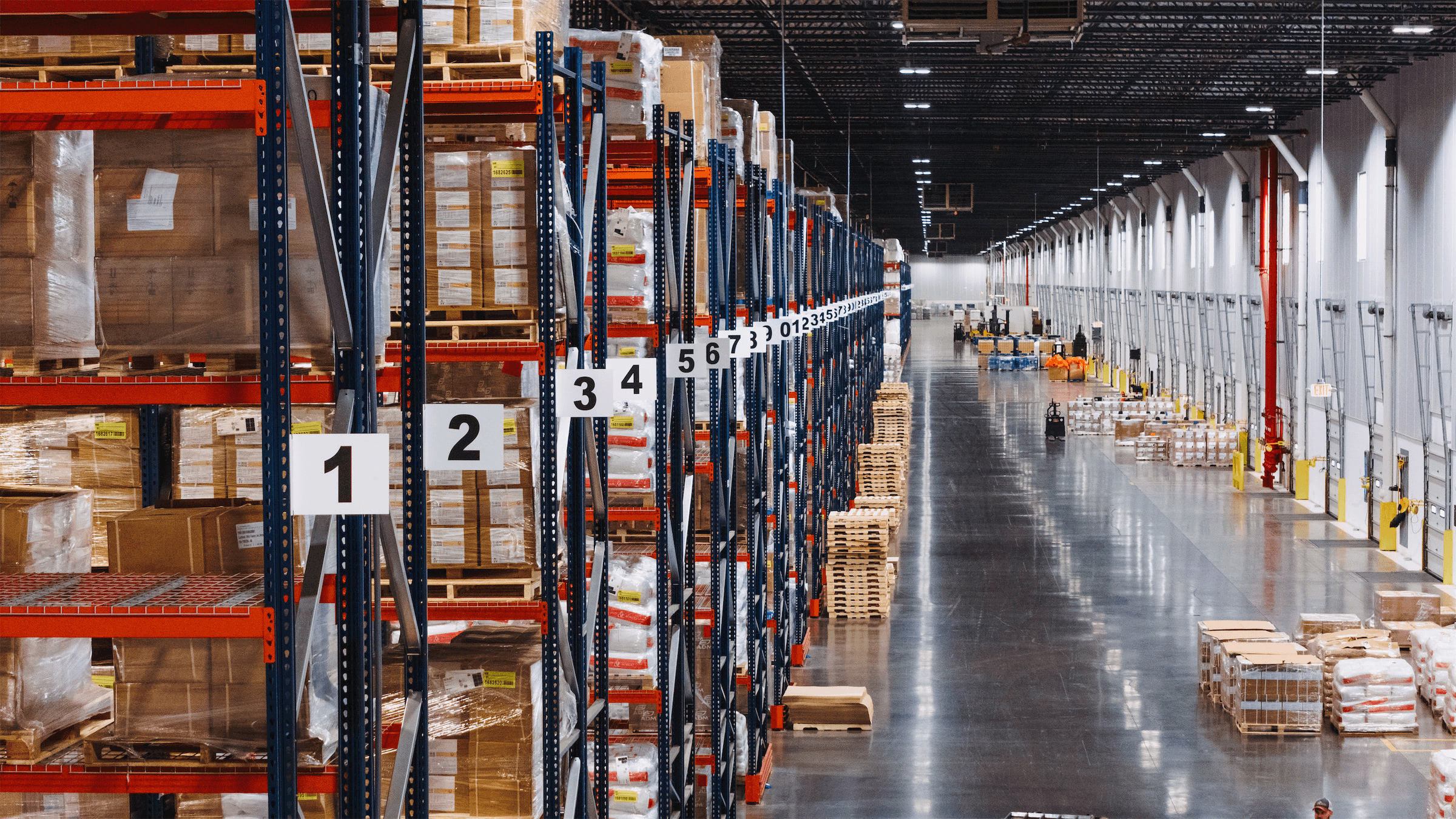 Just-In-Time Warehousing for Automotive: Balancing Lean Inventory with Service Levels