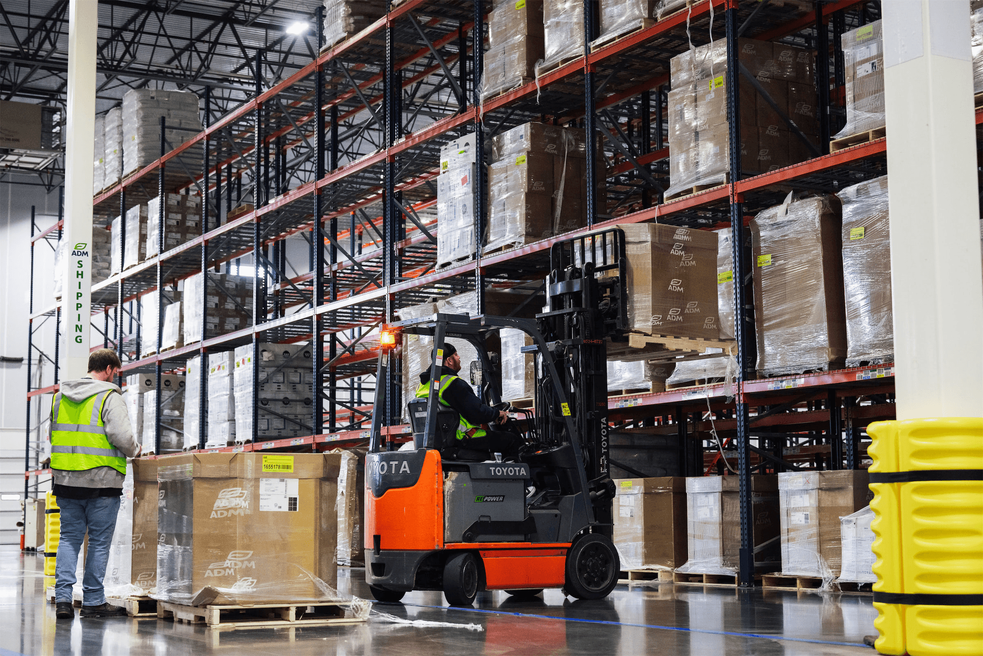 Contract warehousing: benefits, costs & implementation
