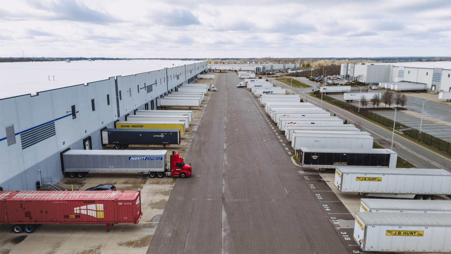 Cincinnati warehousing: strategic midwest distribution hub