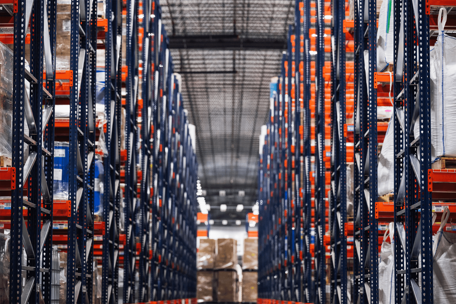 Contract vs. Public Warehousing: Which Is Right for Your Business?